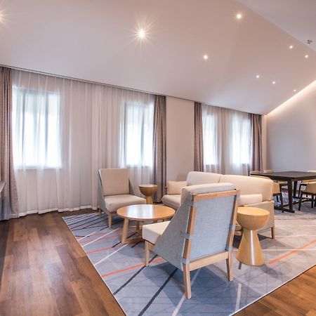 Holiday Inn Express Guizhou Qinglong By Ihg Экстерьер фото